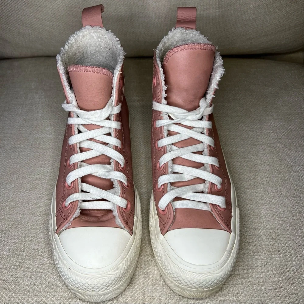 Converse  Platform Pink Leather  Fur Lining inside Sneakers Size 5 - Picture 2 of 7